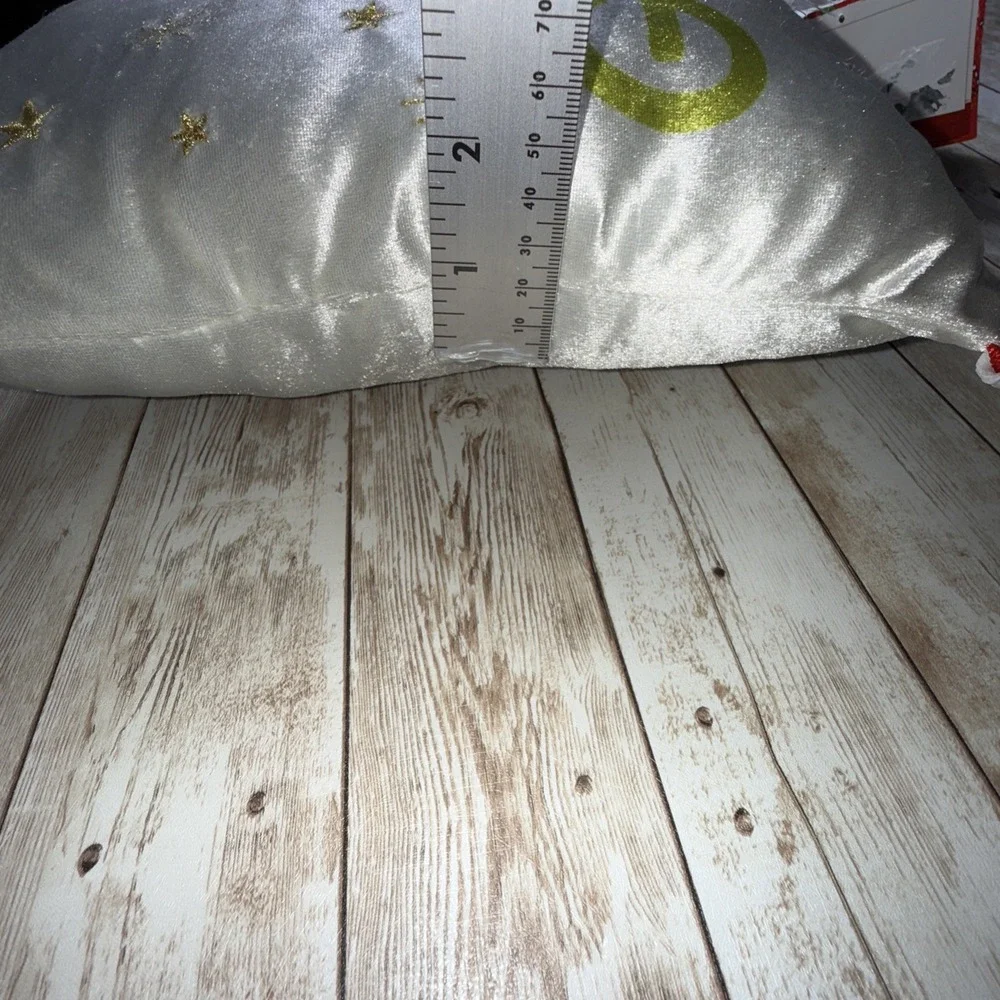 New‎ Merry Grinchmas Dr Seuss Grinch Throw Pillow Red Tassels 17
